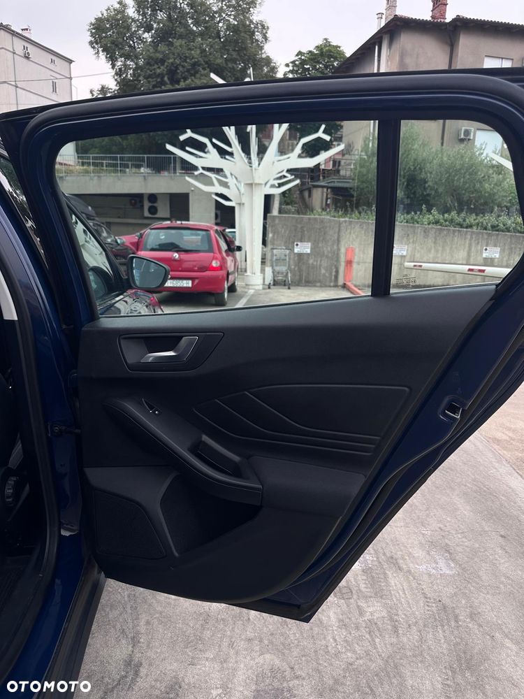 Ford Focus 1.5 EcoBlue Active - 12