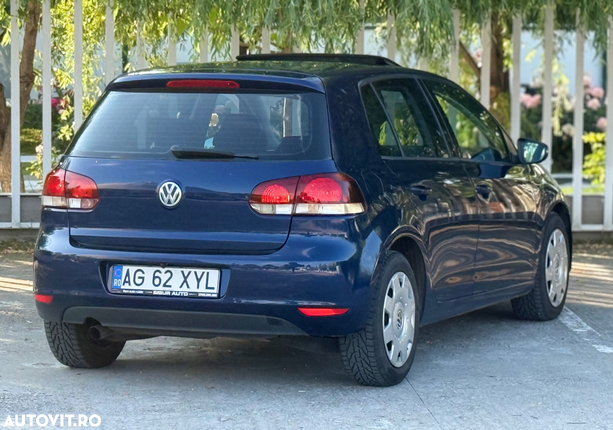 Volkswagen Golf 1.6 BlueTDI DSG Comfortline - 2