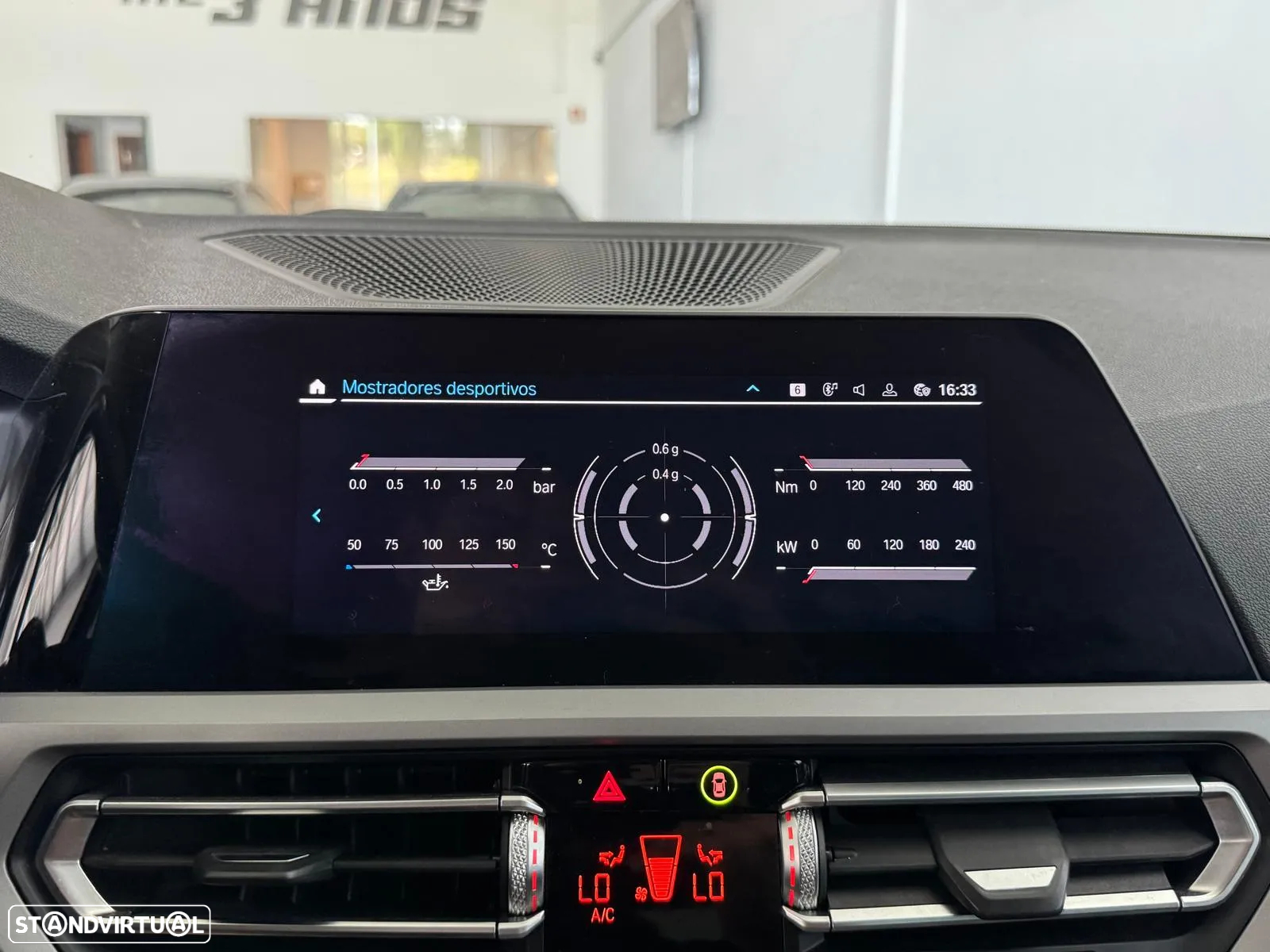 BMW 330 e Touring Pack M Auto - 32