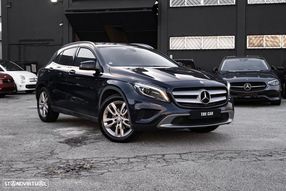 Mercedes-Benz GLA 200 - 1