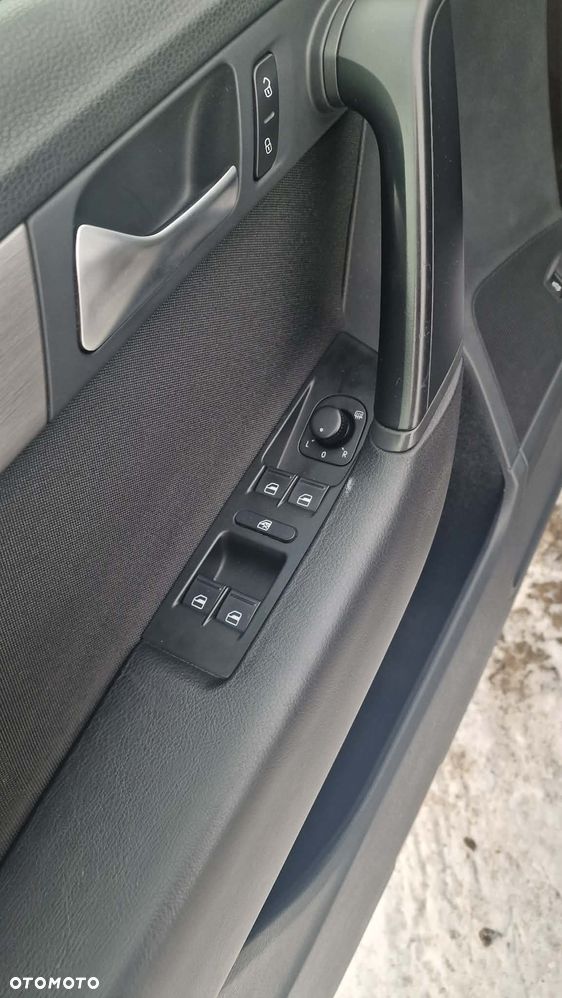 Volkswagen Passat 2.0 TDI BlueMotion Technology Comfortline - 10