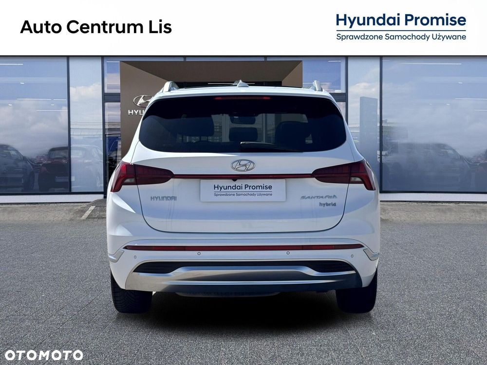 Hyundai Santa Fe - 4