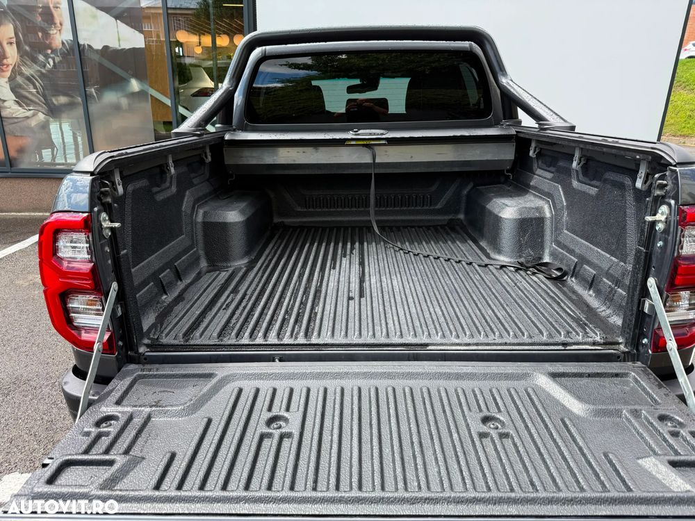 Toyota Hilux 2.8D 204CP 4x4 Double Cab AT GR Sport - 20