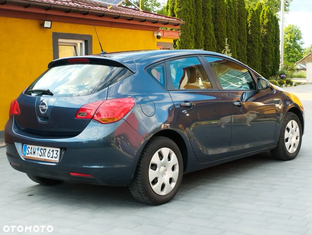 Opel Astra - 5