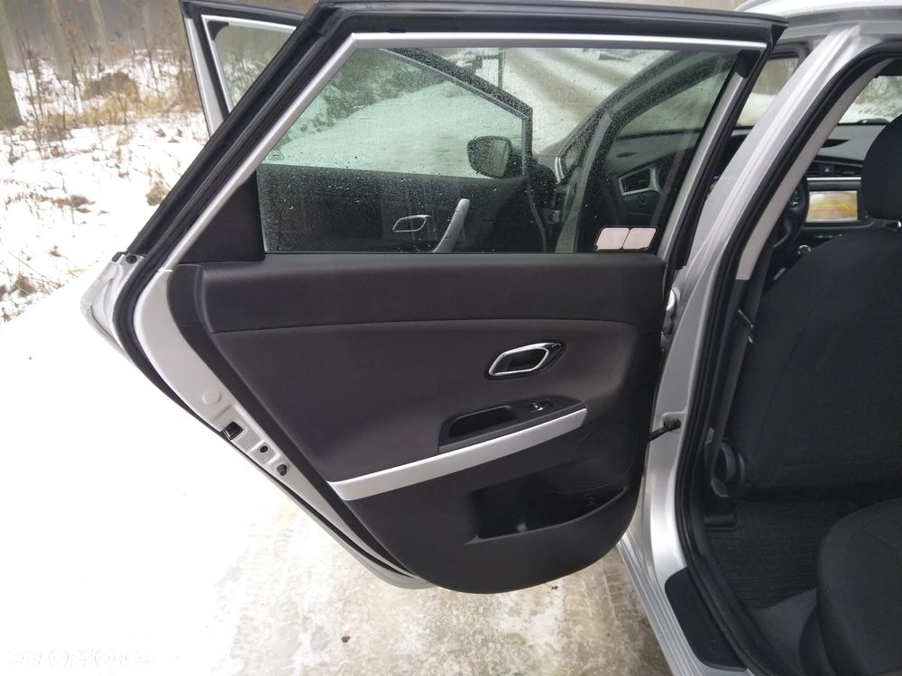 Kia Ceed 1.6 GDI Smart Plus - 20