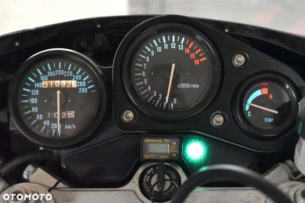 Suzuki GSX-R - 39