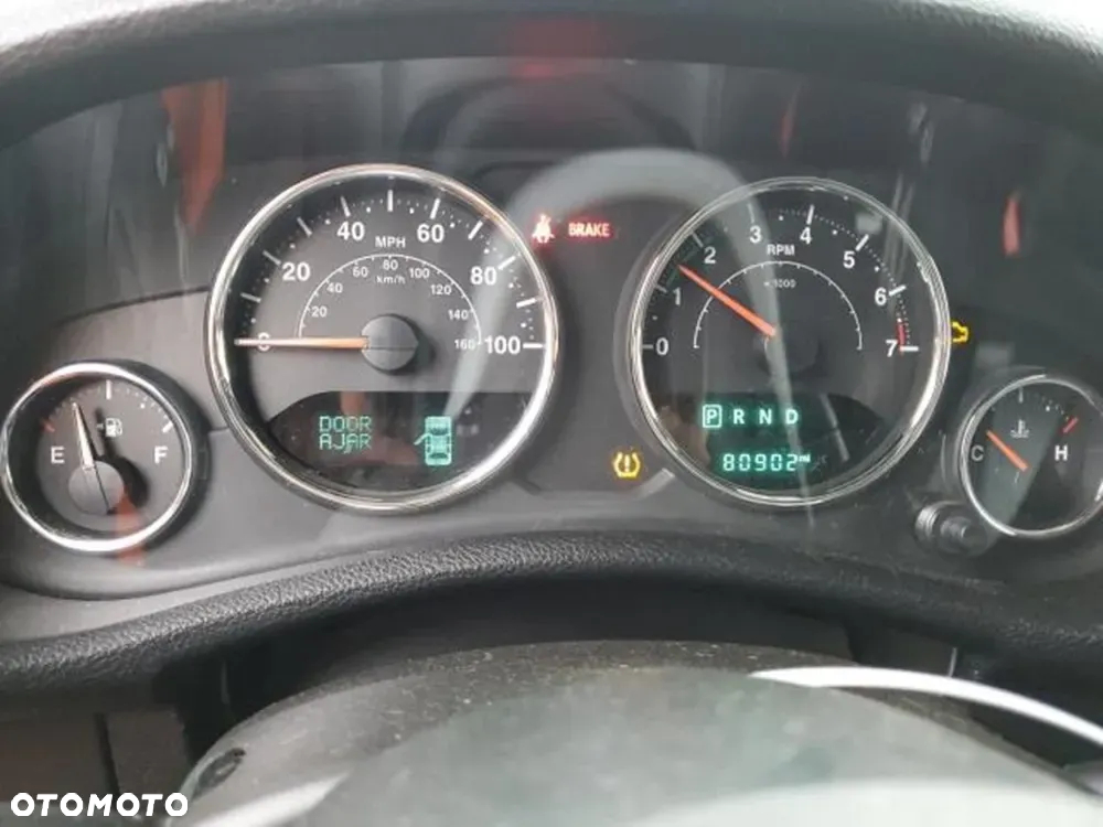 Jeep Wrangler 3.6 Unlim Sahara - 8