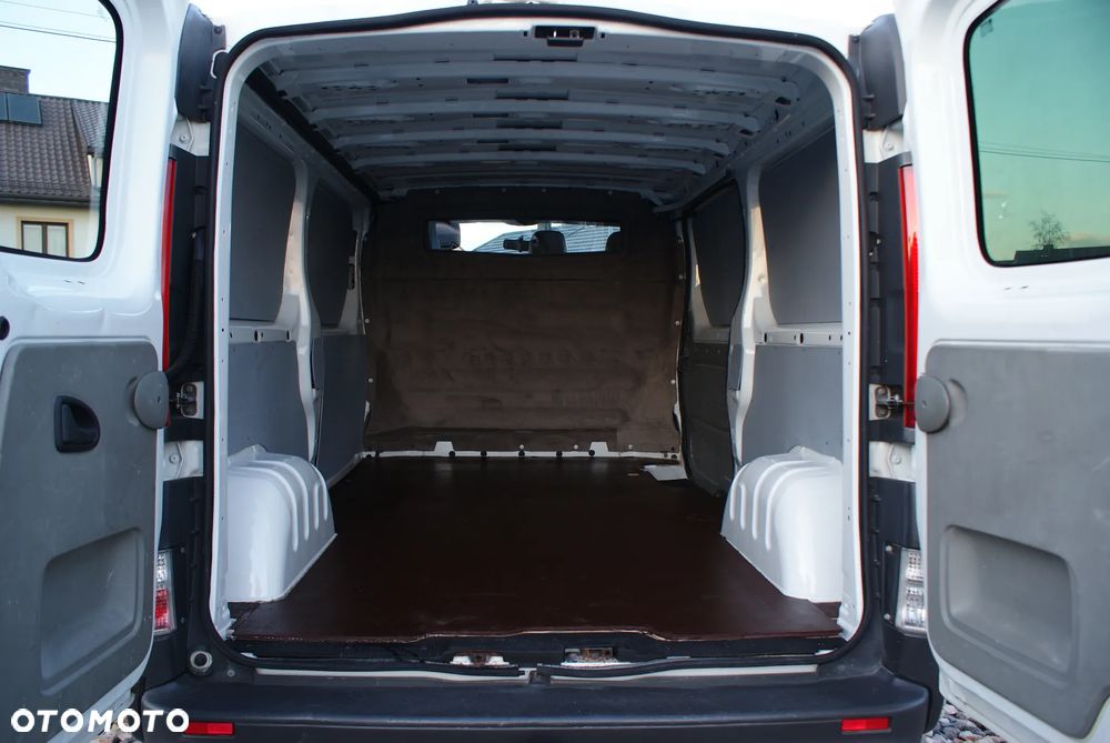 Opel Vivaro - 16