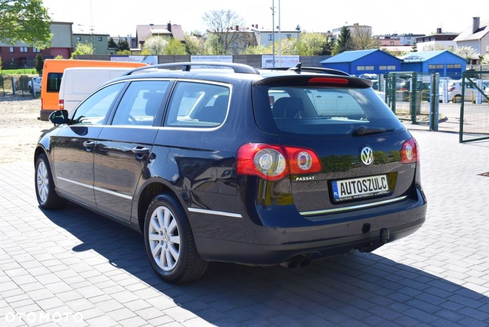 Volkswagen Passat - 10