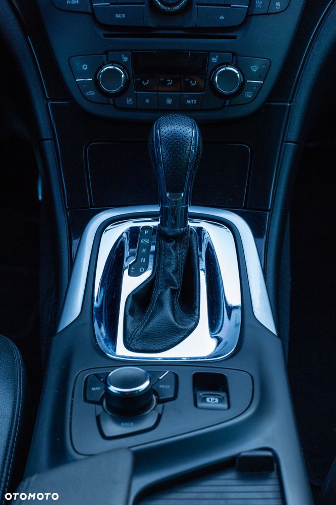 Opel Insignia 2.0 CDTI Cosmo - 25