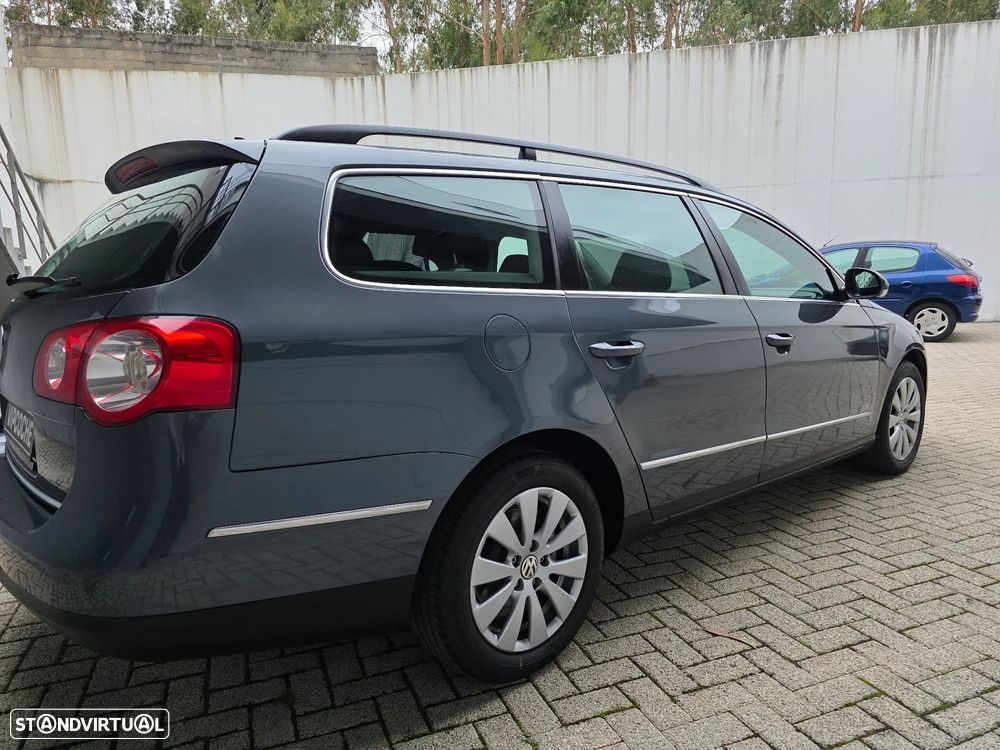VW Passat Variant 1.6 TDI Confortline BlueMotion - 30