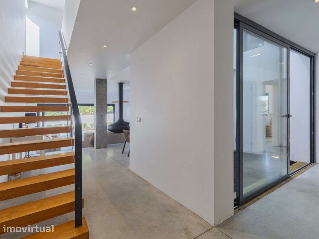 Moradia Moderna com 4 quartos no Carvalhal - Grande imagem: 4/29