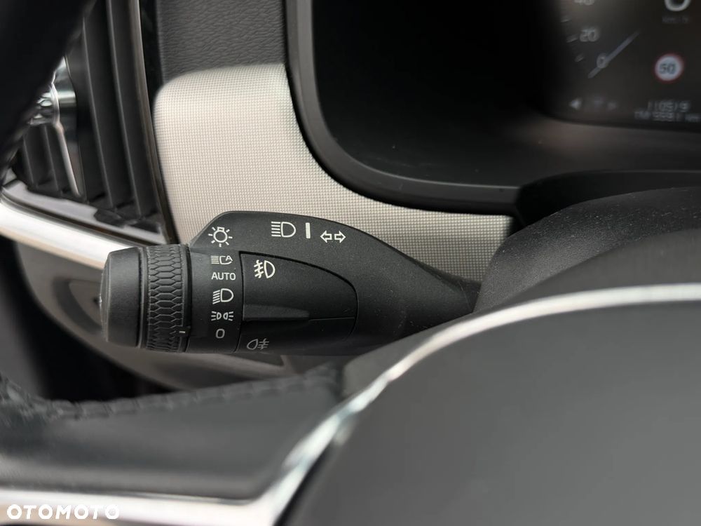 Volvo V90 B4 B Momentum Pro - 26