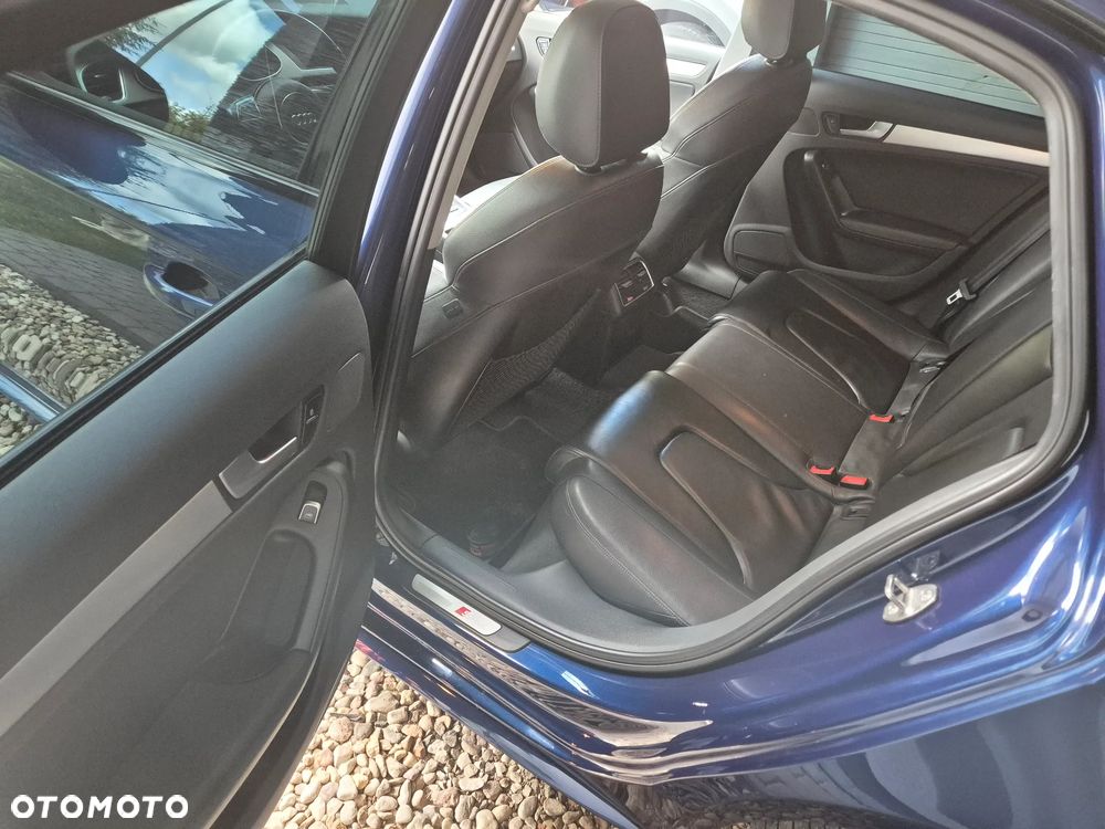 Audi A4 Limousine 2.0 TFSI Quattro S tronic - 15