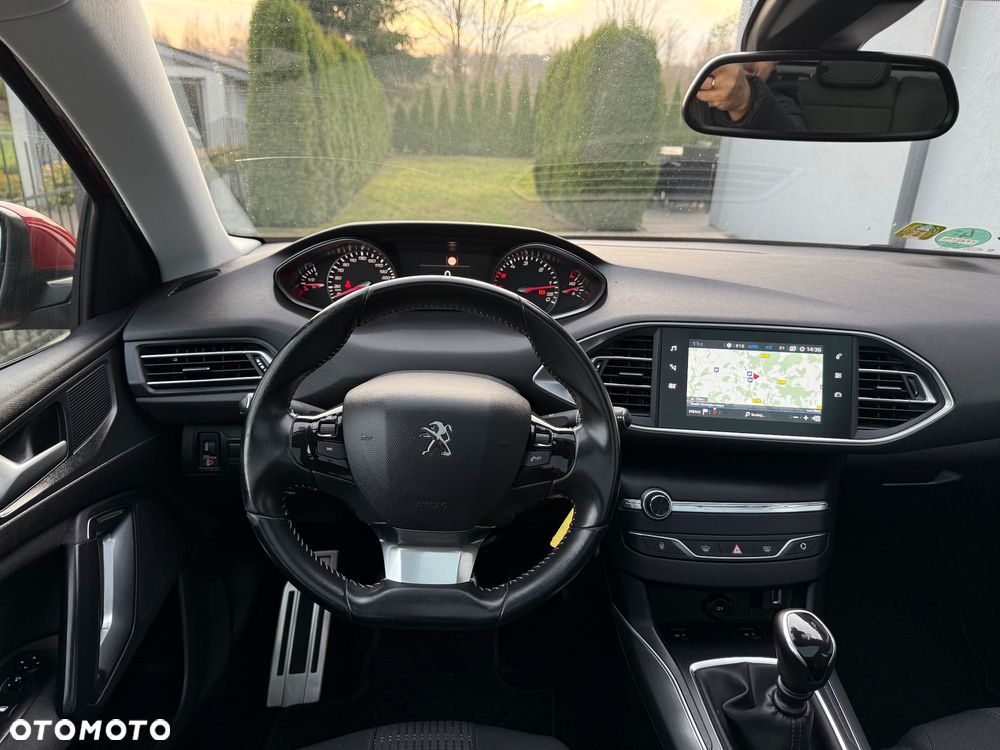 Peugeot 308 BlueHDi 130 Stop & Start Allure Pack - 10