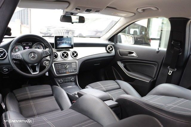 Mercedes-Benz GLA 180 CDI Urban Aut. - 12