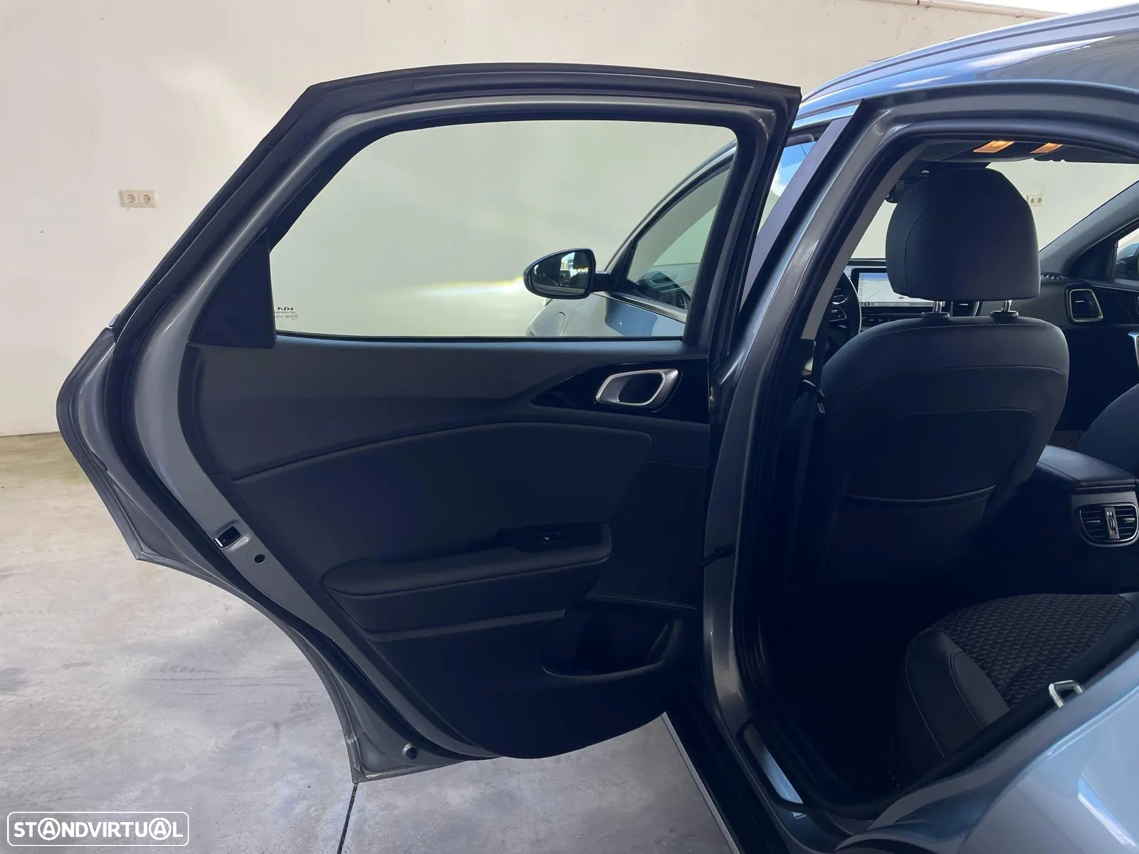 Kia XCeed 1.6 GDi PHEV First Edition - 43