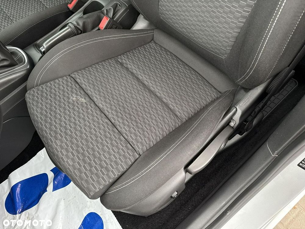Opel Astra - 17