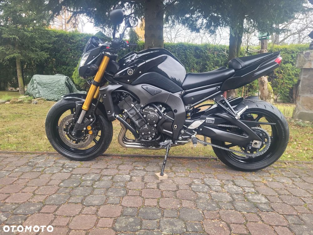 Yamaha FZ8 - 13