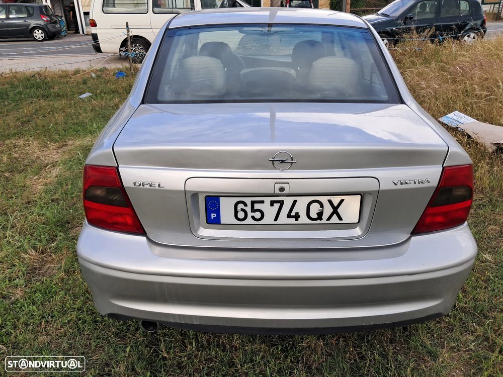 Opel Vectra 1.6 Elegance - 3