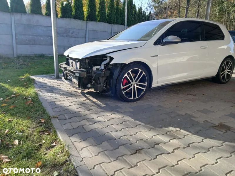 Volkswagen Golf GTD 2.0 TDI SCR DSG - 4