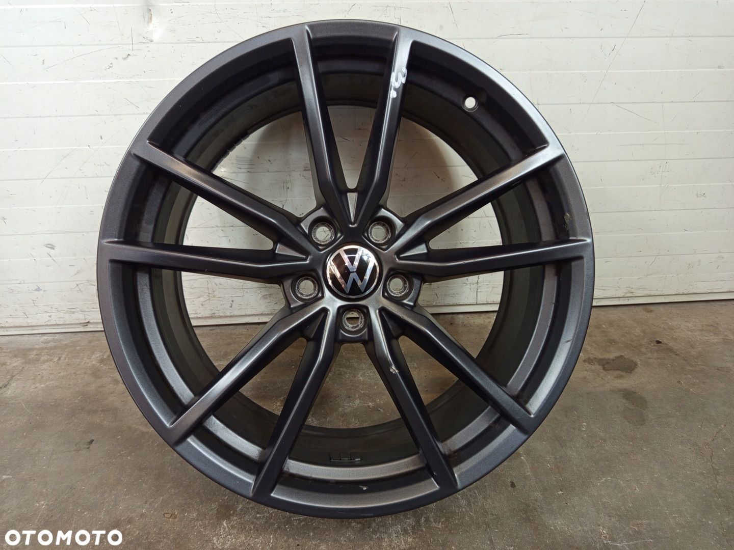 FELGA VW PASSAT 3G 3G0 PRETORIA 3G0601025 BH 19 19 8J ET44 5X112 - 1