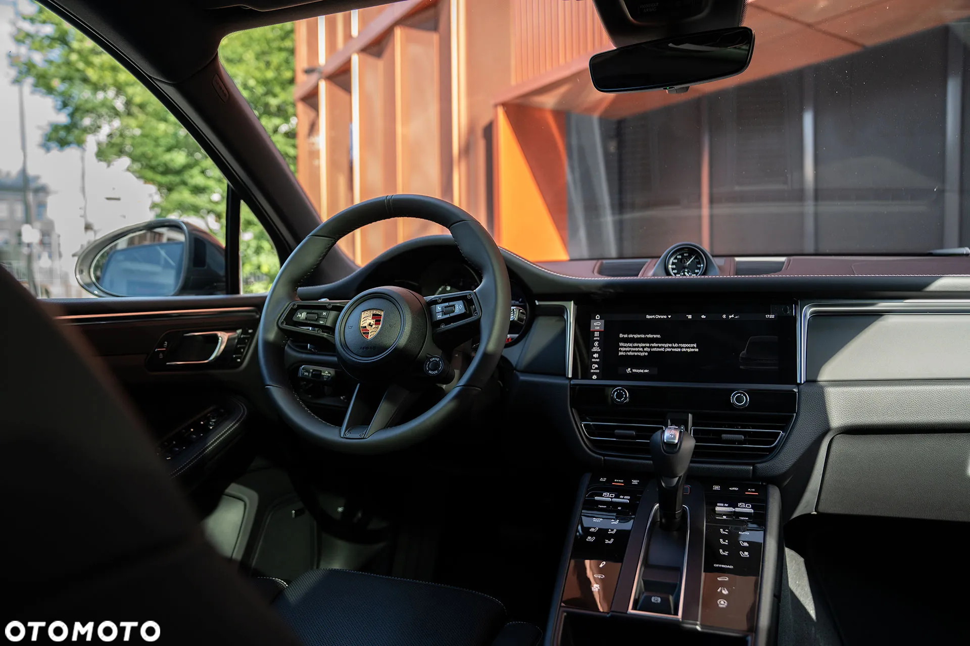 Porsche Macan T - 19