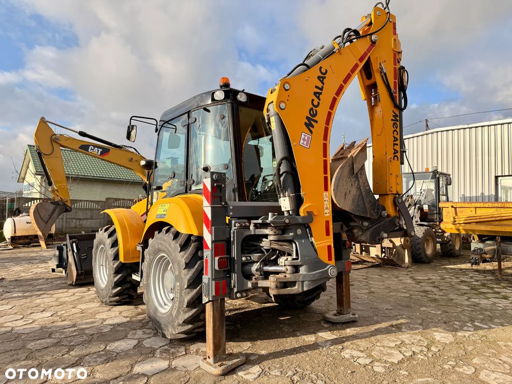 Terex koparko - ładowarka MECALAC TLB980, równe skrętne koła, jak NOWA - 19