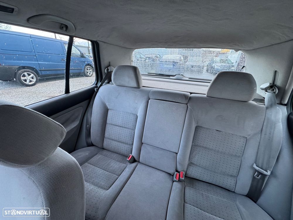 VW Golf 1.9 TDi Confortline AC - 8