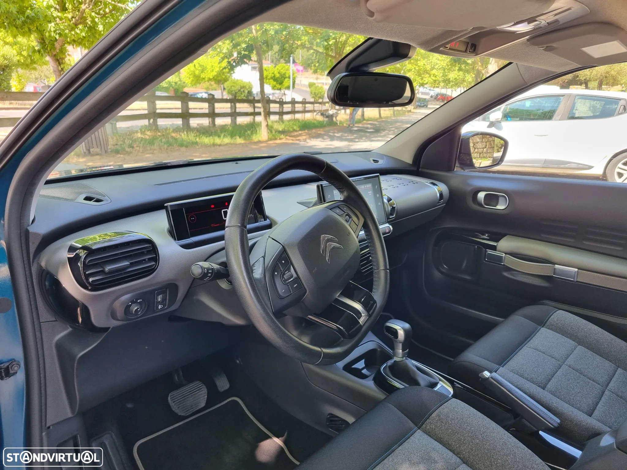 Citroën C4 Cactus PureTech 110 Stop&Start EAT6 Shine - 18