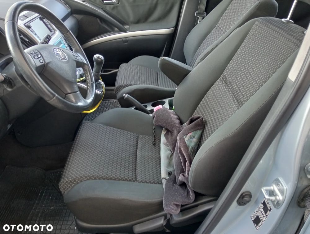Toyota Corolla Verso 1.8 Sol + 7os - 9
