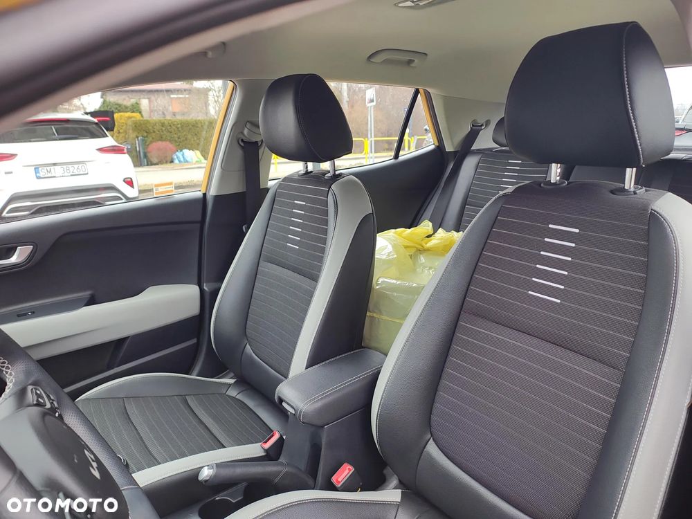 Kia Stonic 1.0 T-GDI L - 21