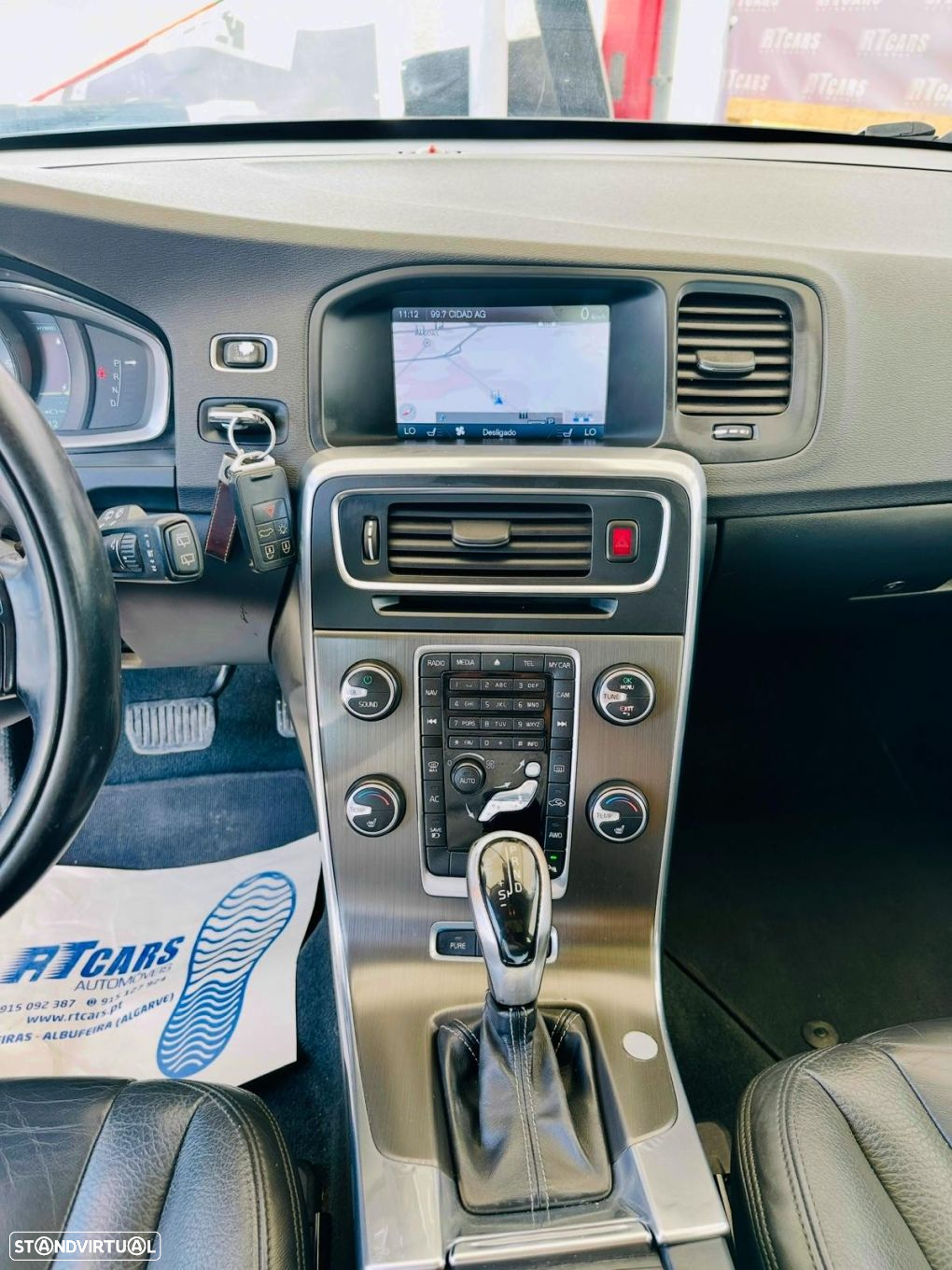 Volvo V60 2.4 D6 Momentum AWD Phev - 25