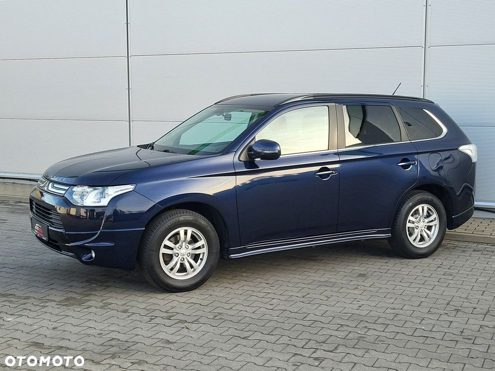 Mitsubishi Outlander - 12
