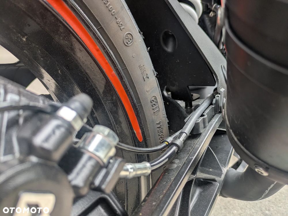 KTM RC 390 - 20