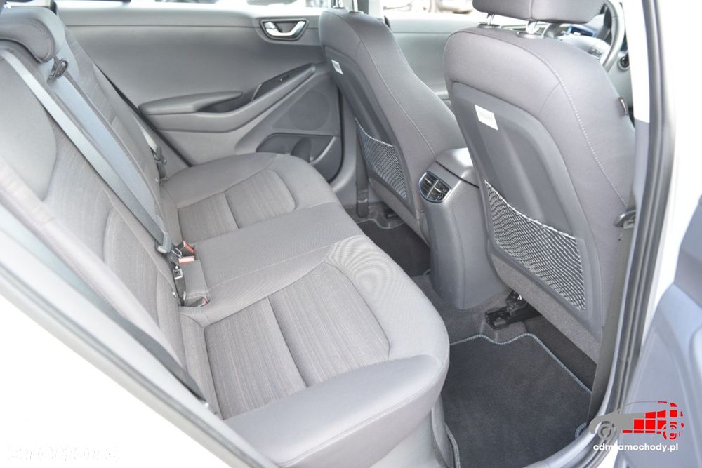 Hyundai IONIQ - 21