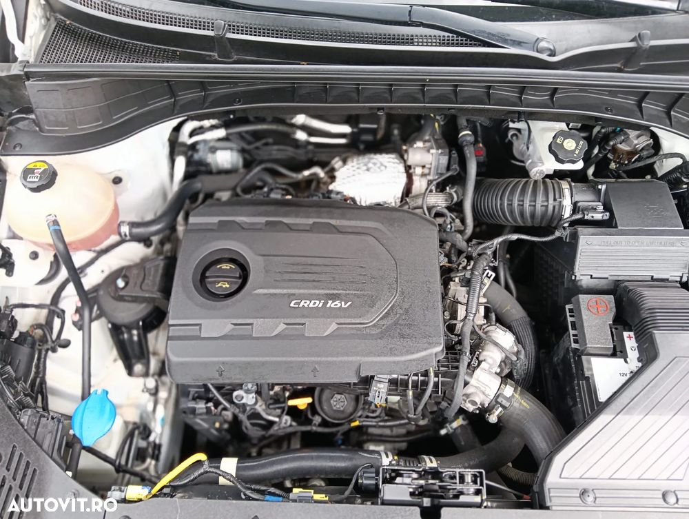 Hyundai Tucson blue 1.7 CRDi 2WD Intro Edition - 31