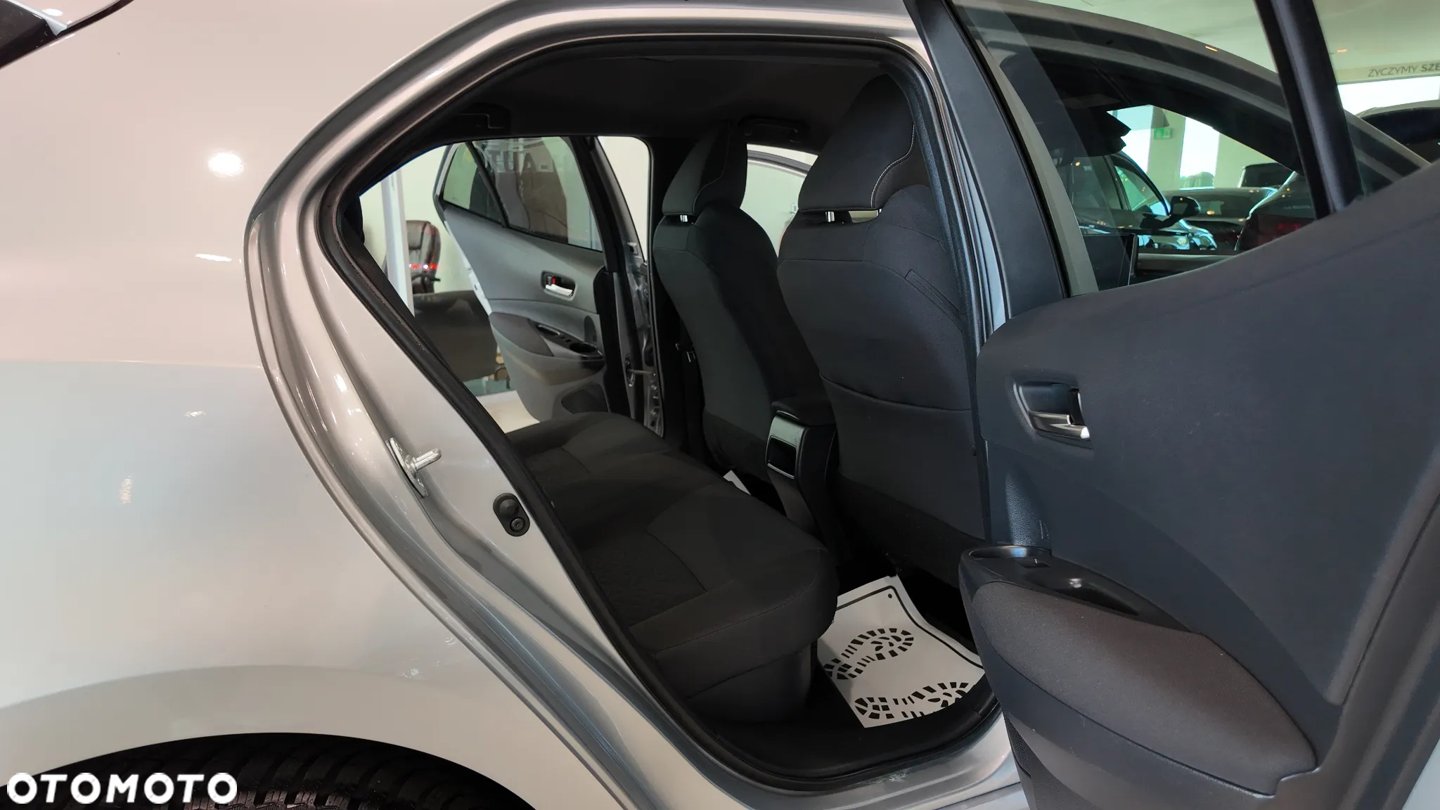 Toyota Corolla 1.8 Hybrid Active - 34