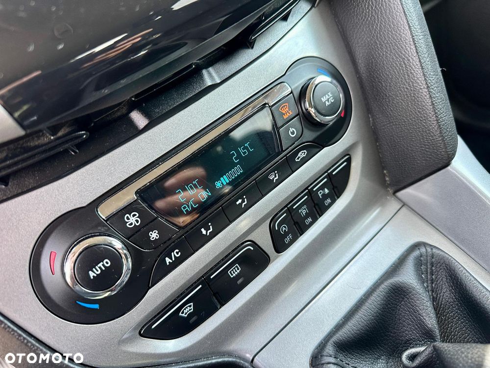 Ford Focus - 38