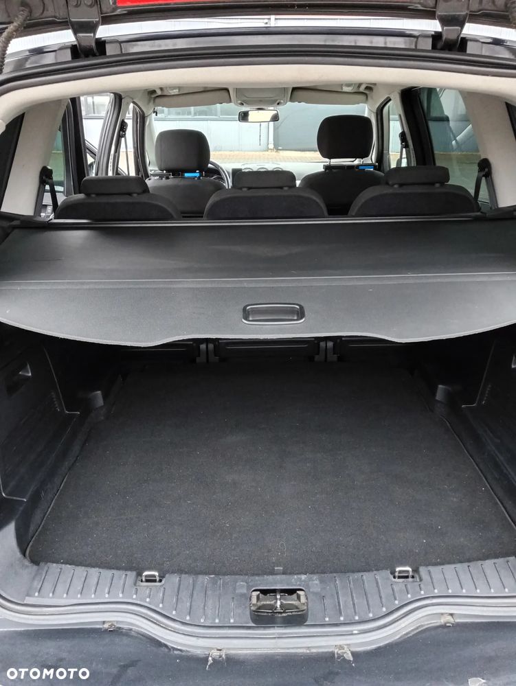 Ford S-Max 2.0 TDCi DPF Titanium X - 32