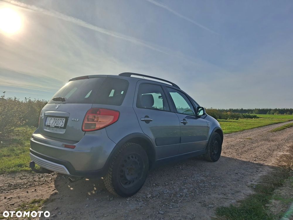 Suzuki SX4 1.9 DDiS 4WD GS / Premium - 5