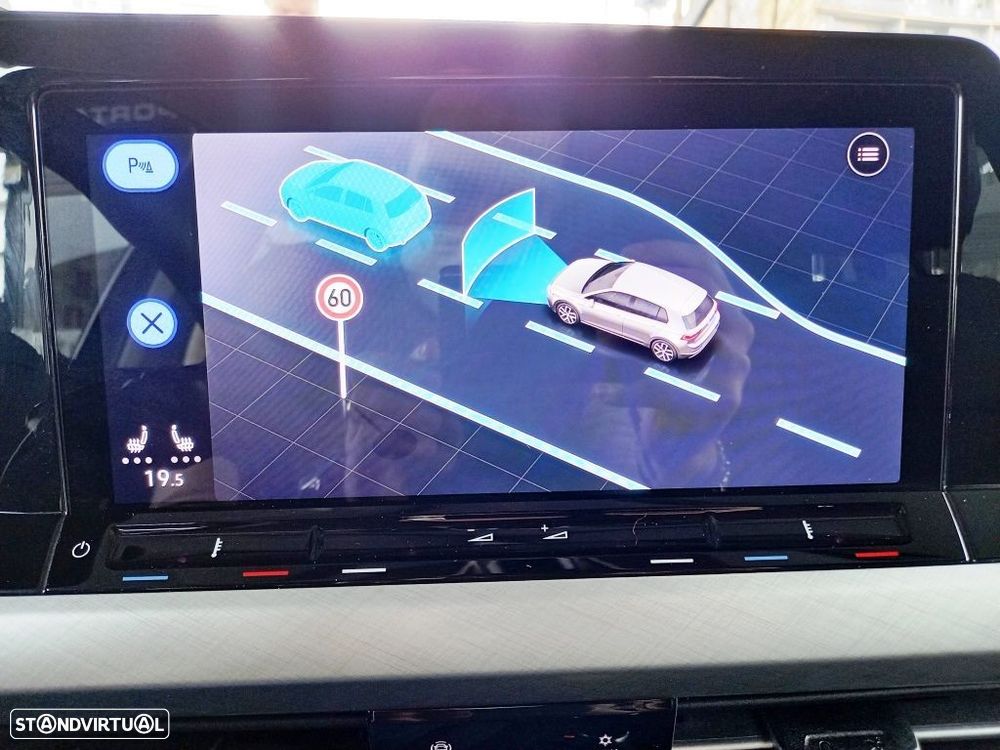 VW Golf 1.5 TSI Style - 44