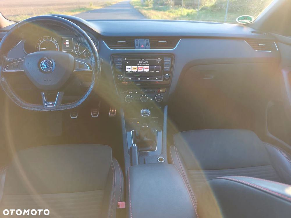 Skoda Octavia 2.0 TDI (Green tec) RS - 18