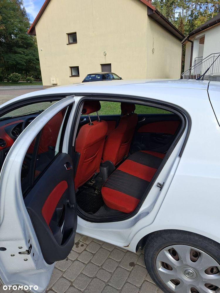 Opel Corsa - 3
