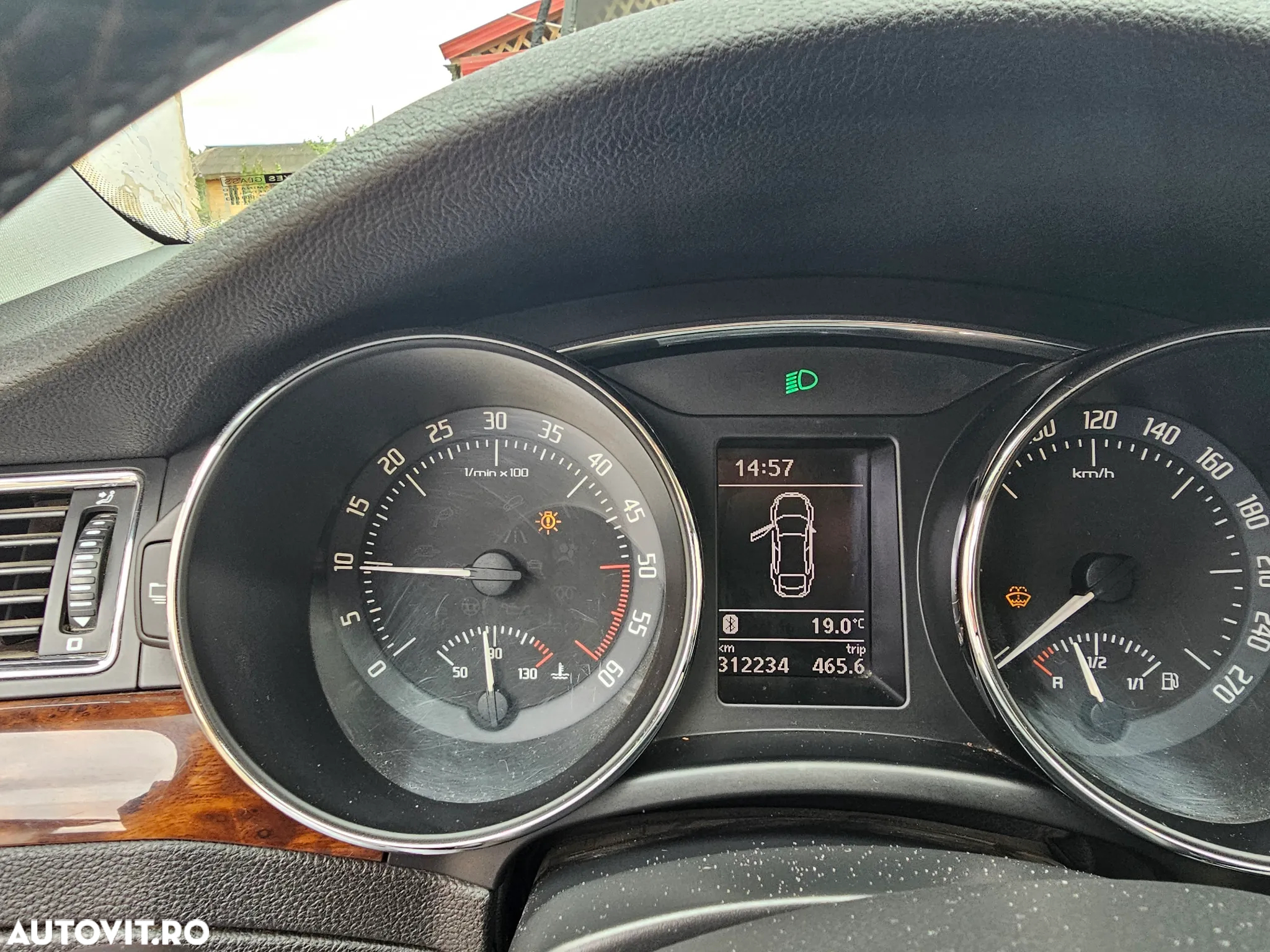 Skoda Superb 1.6 TDI Comfort - 13