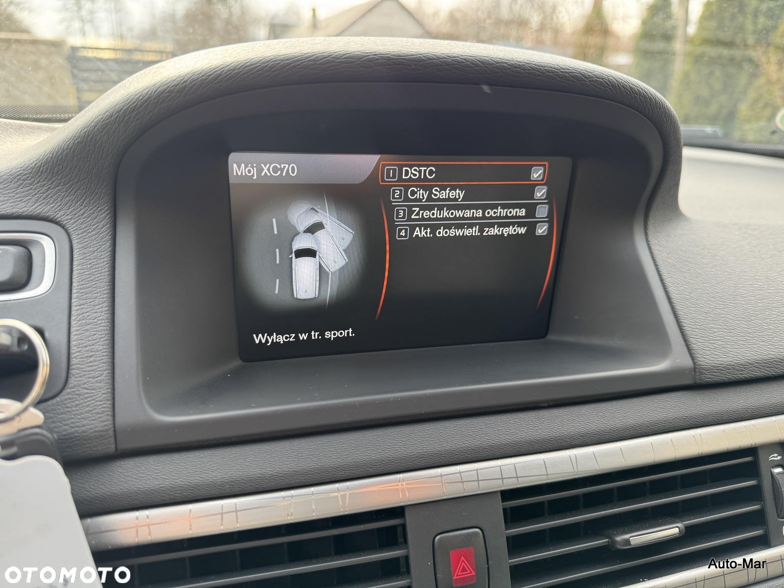 Volvo XC 70 D4 Momentum - 26