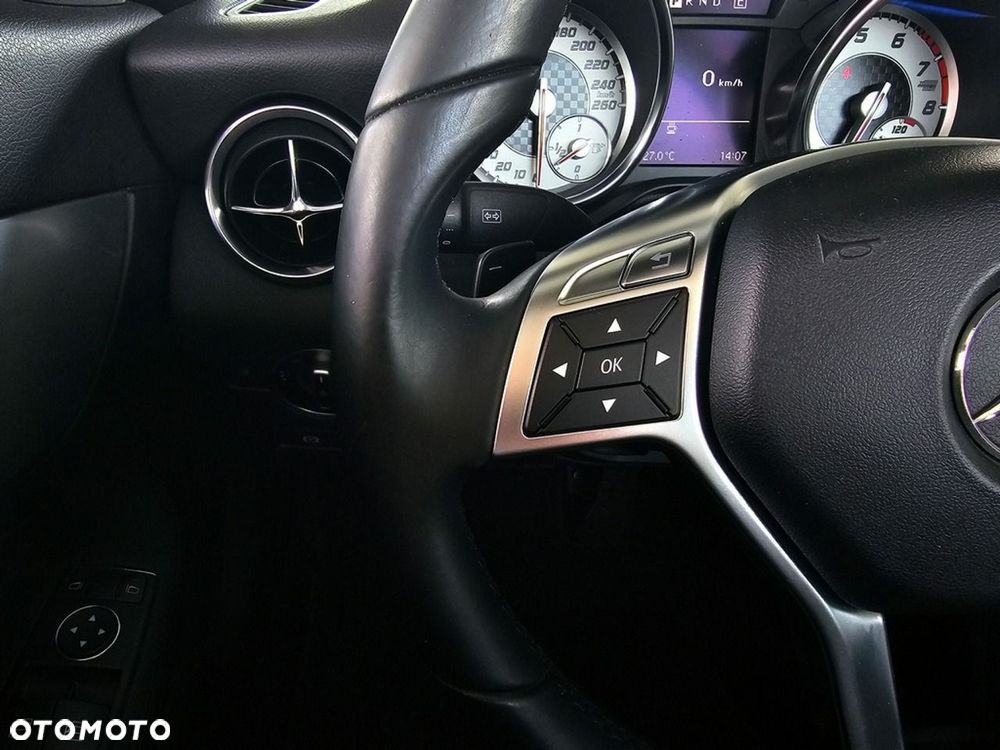Mercedes-Benz SLK - 19
