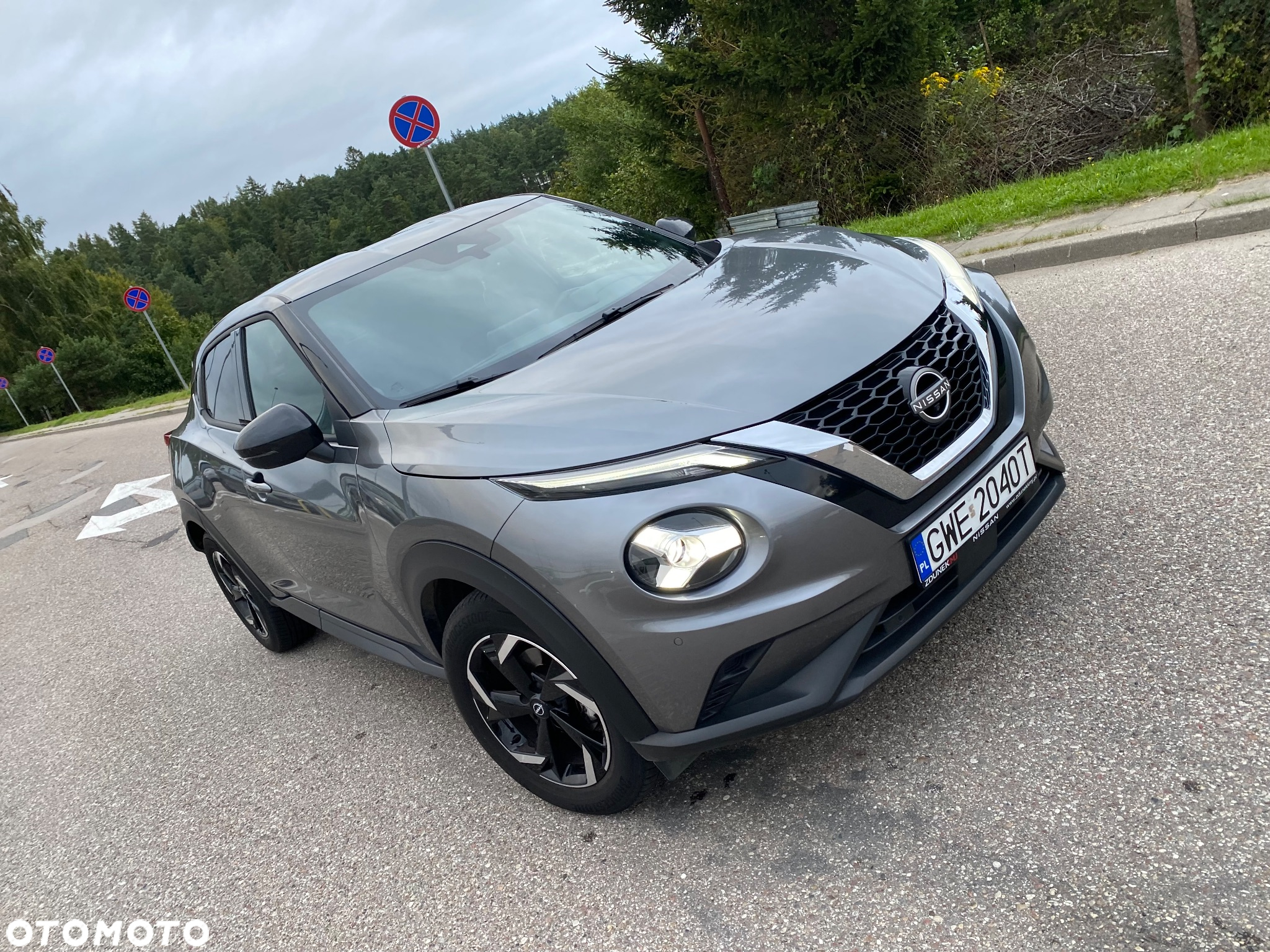 Nissan Juke 1.0 DIG-T N-Connecta DCT - 3