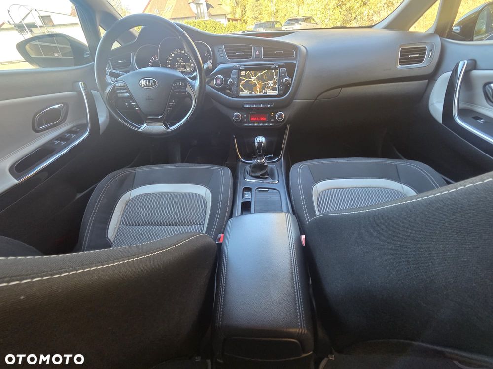 Kia Ceed 1.6 CRDi Business Line - 23