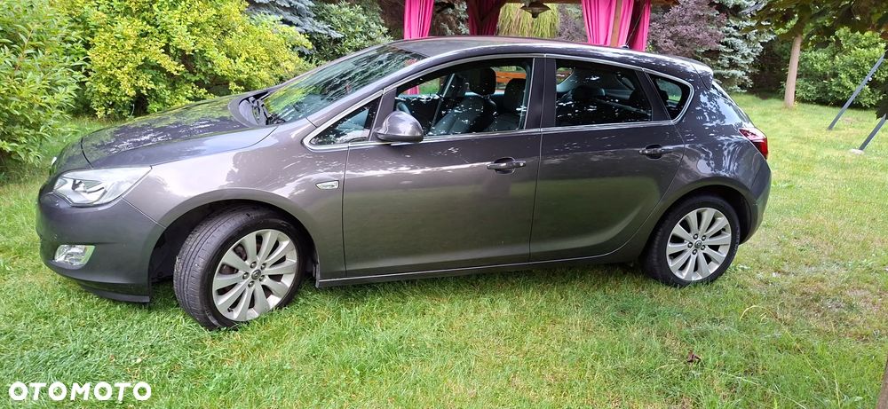 Opel Astra 1.4 ecoFLEX - 31